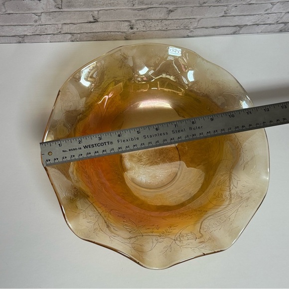 Vintage Iridescent Marigold Carnival Glass Decorative Bowl  Leaf Etched Design - Picture 16 of 16